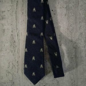 Brooks Brothers silk youth tie